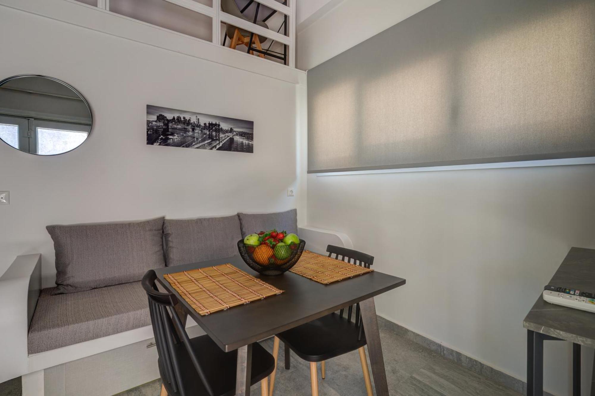 Molos Beachfront Apartments In Diakopto Dış mekan fotoğraf