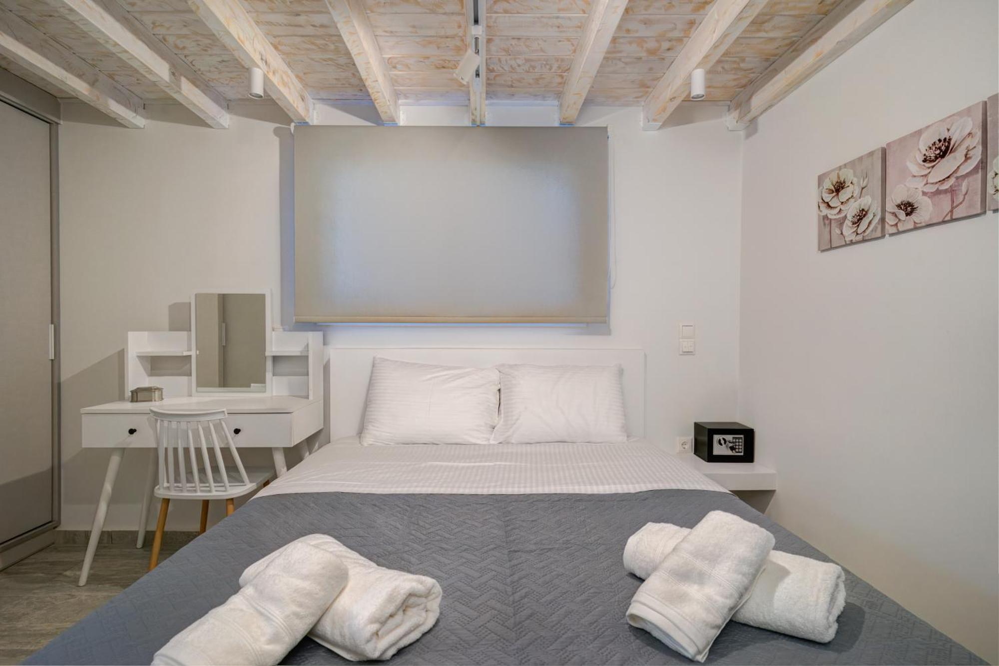 Molos Beachfront Apartments In Diakopto Dış mekan fotoğraf