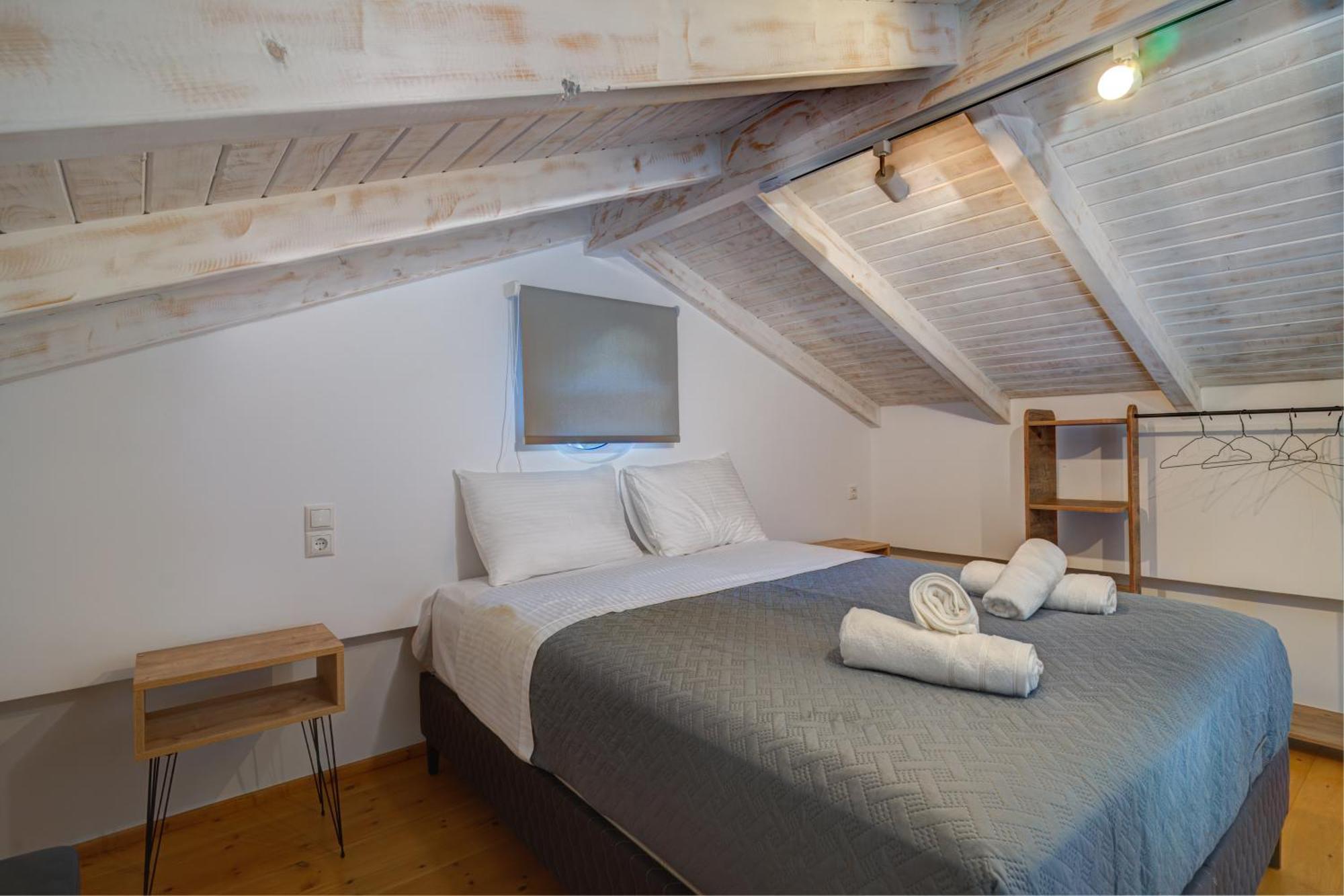 Molos Beachfront Apartments In Diakopto Dış mekan fotoğraf