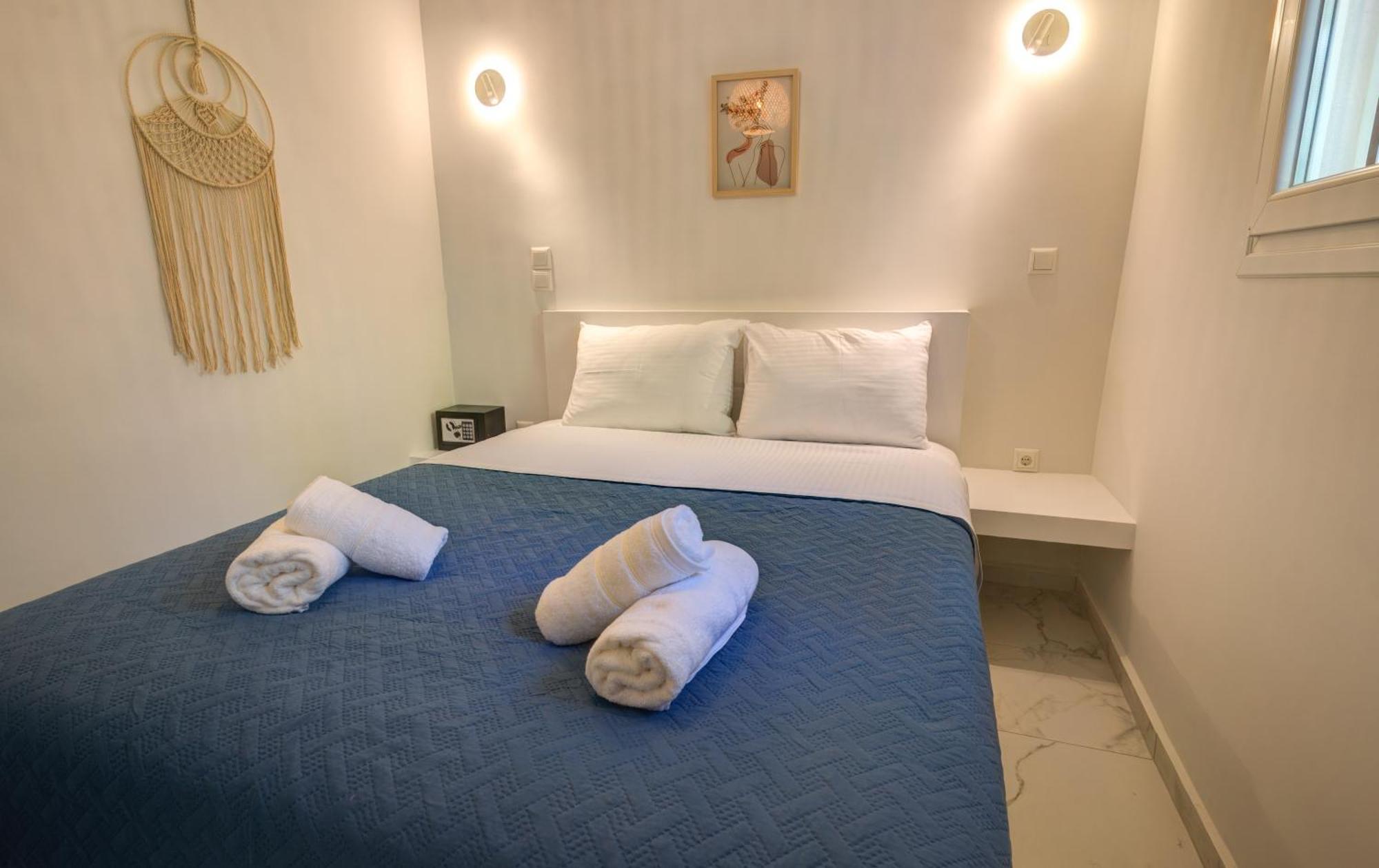 Molos Beachfront Apartments In Diakopto Dış mekan fotoğraf