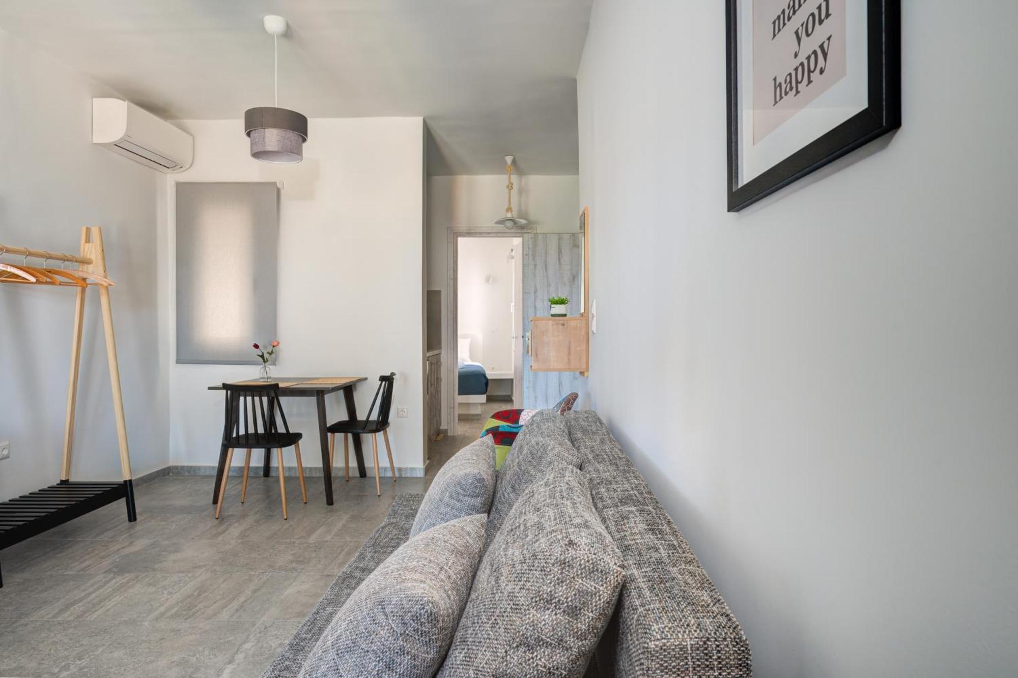 Molos Beachfront Apartments In Diakopto Dış mekan fotoğraf