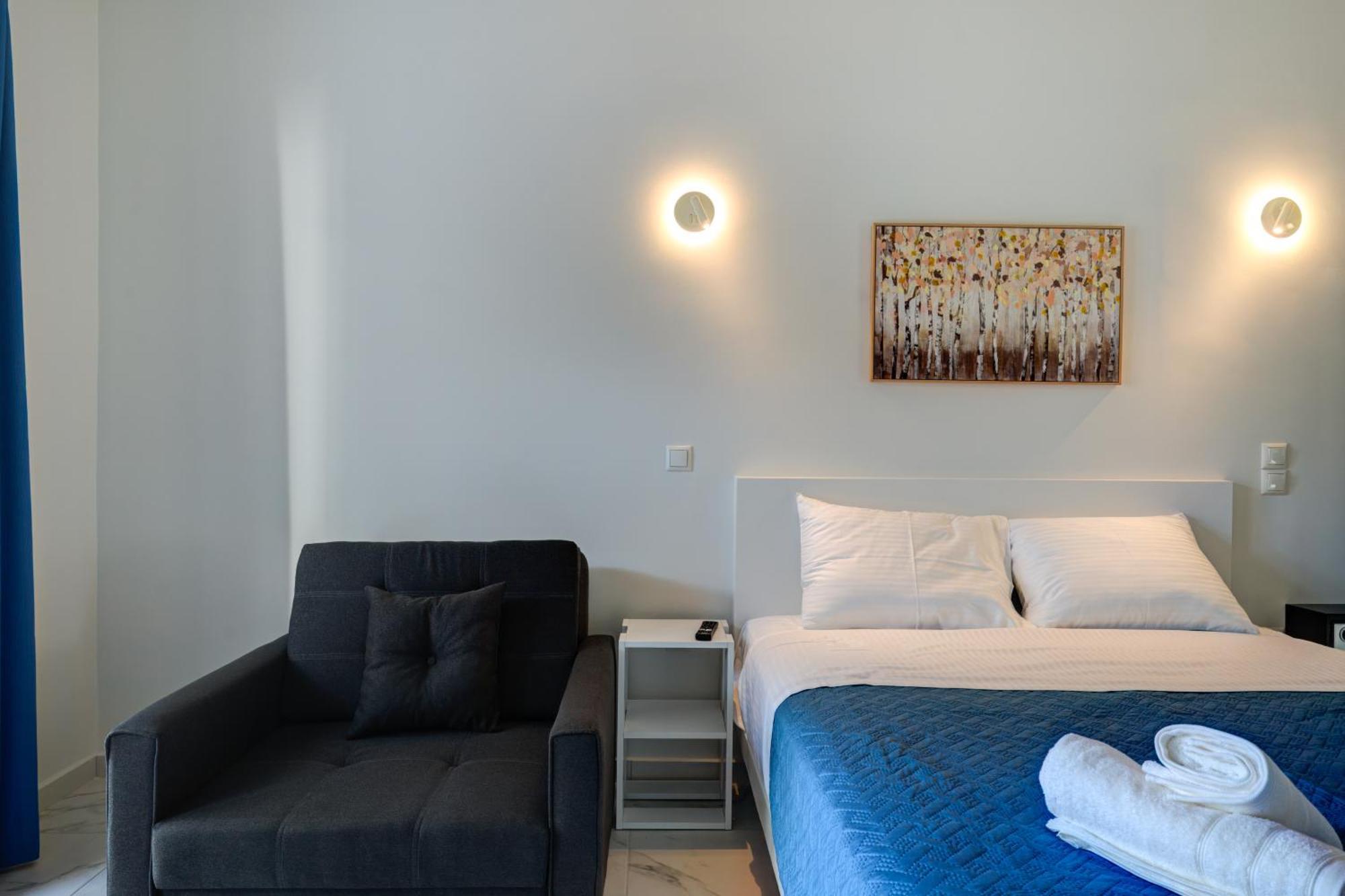 Molos Beachfront Apartments In Diakopto Dış mekan fotoğraf
